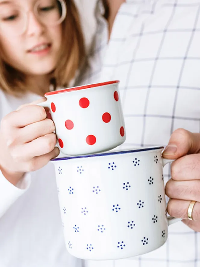 retro-mugs.jpg